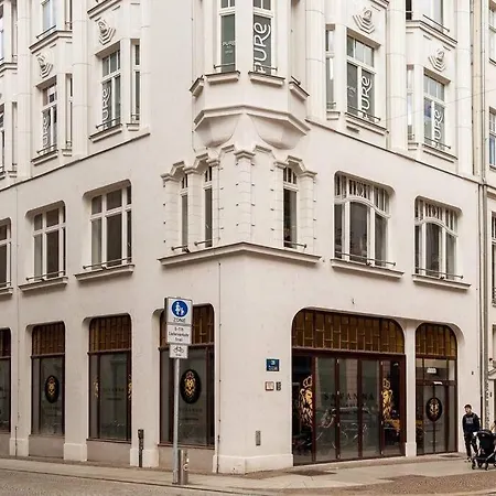 Feelgood Cozy Citycenter Mit Tg-stellplatz Apartment